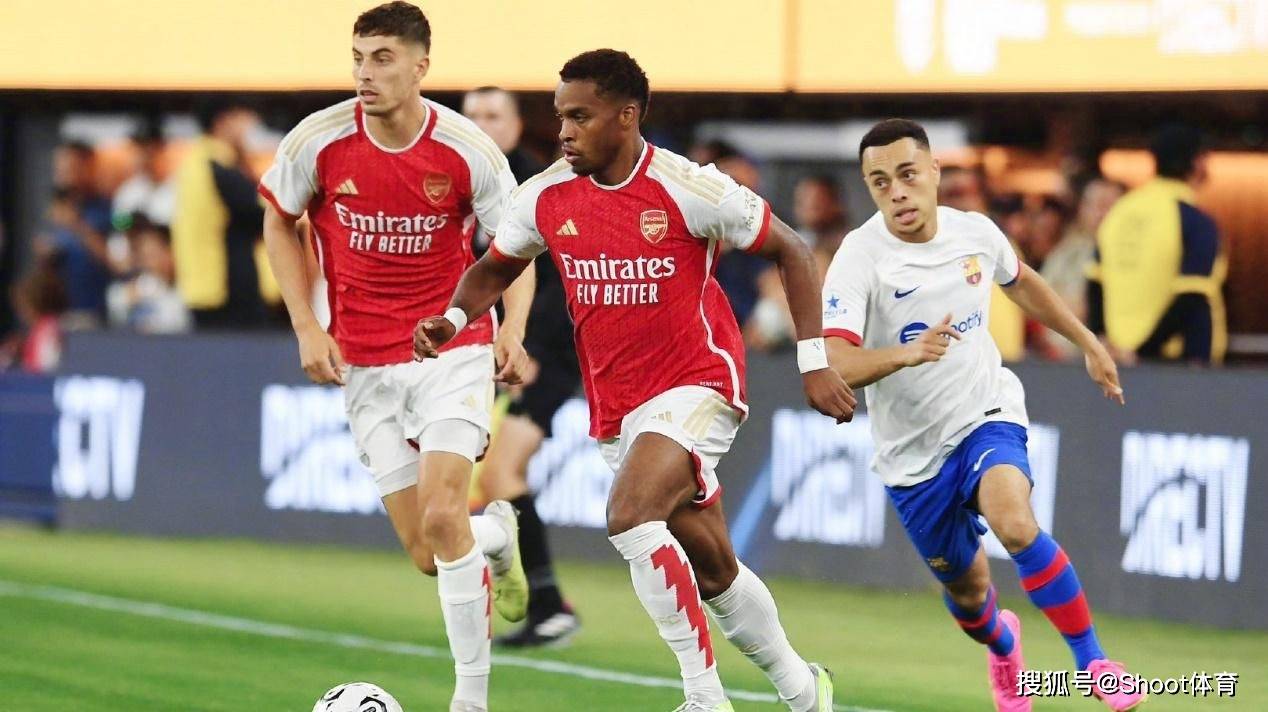 星空体育-赛前社区盾传出新动向，葡萄牙体育造点机会，管理层表态：底气十足，更衣室氛围转暖(足球出界边裁旗指向)